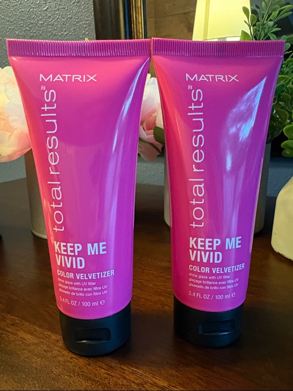 Matrix Keep Me Vivid Color Velvetizer - Finishing Cream